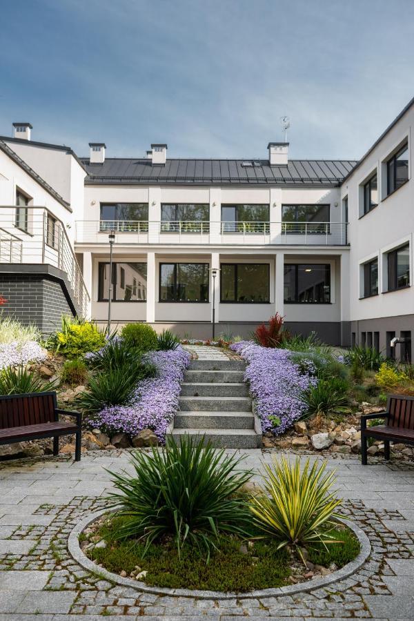 Centrum Rehabilitacji Spolecznej I Zawodowej Zaz Sloneczne Wzgorze Tarnów Esterno foto