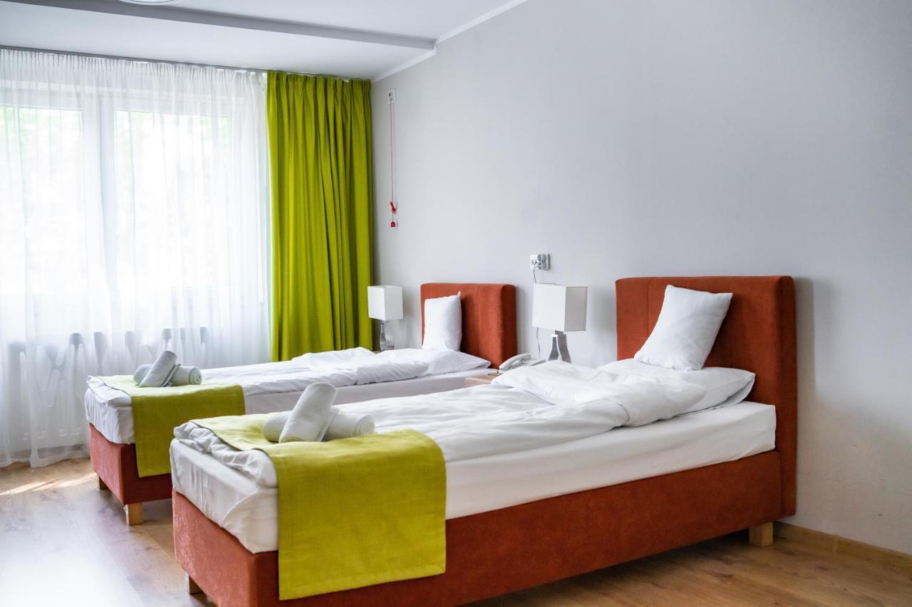 Centrum Rehabilitacji Spolecznej I Zawodowej Zaz Sloneczne Wzgorze Tarnów Esterno foto
