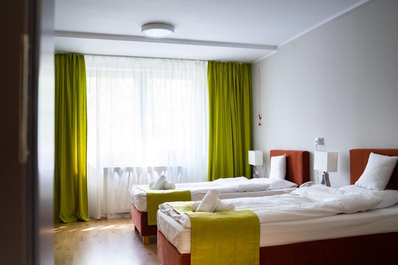 Centrum Rehabilitacji Spolecznej I Zawodowej Zaz Sloneczne Wzgorze Tarnów Esterno foto