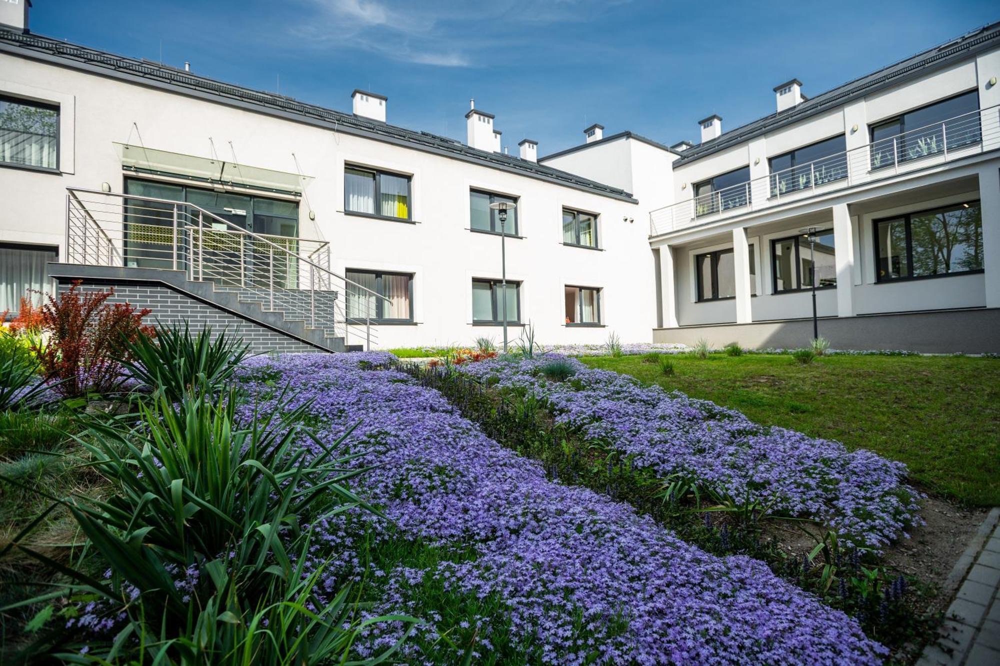 Centrum Rehabilitacji Spolecznej I Zawodowej Zaz Sloneczne Wzgorze Tarnów Esterno foto