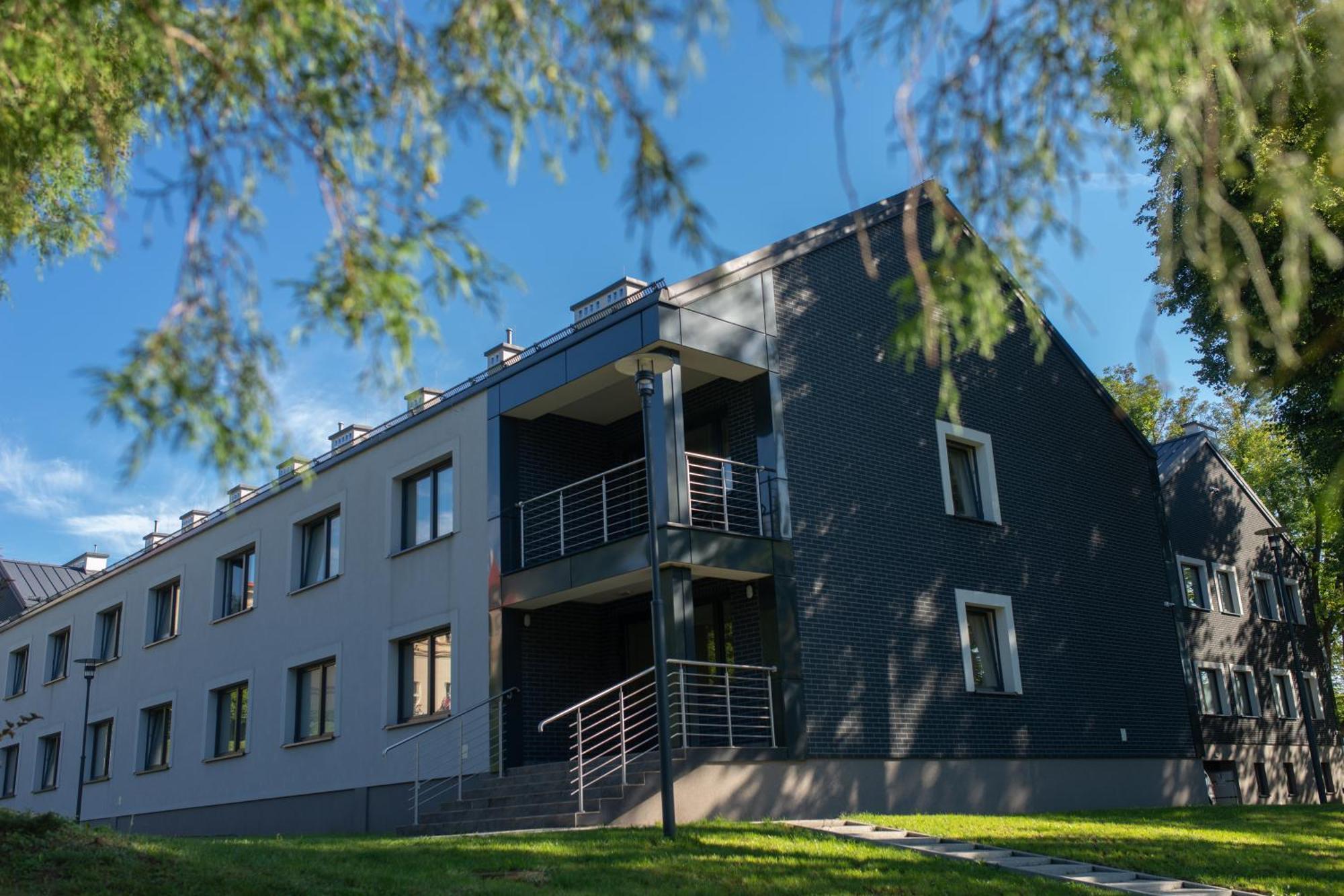 Centrum Rehabilitacji Spolecznej I Zawodowej Zaz Sloneczne Wzgorze Tarnów Esterno foto